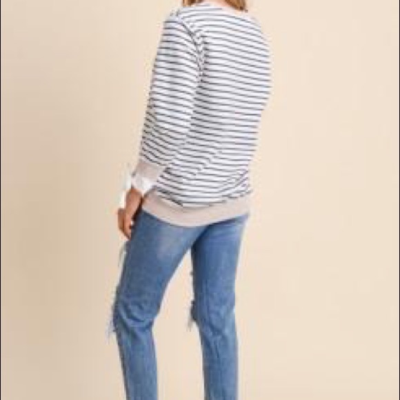 Sweater with bows - Picture 6 of 6